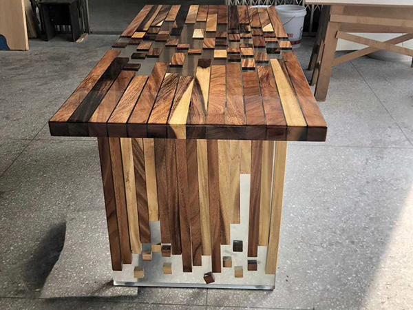 粘必牢河流桌膠應用案例